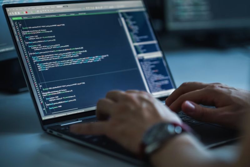 襄汾县软件定制开发:PHP与Node.js,后端解决方案的优势博弈